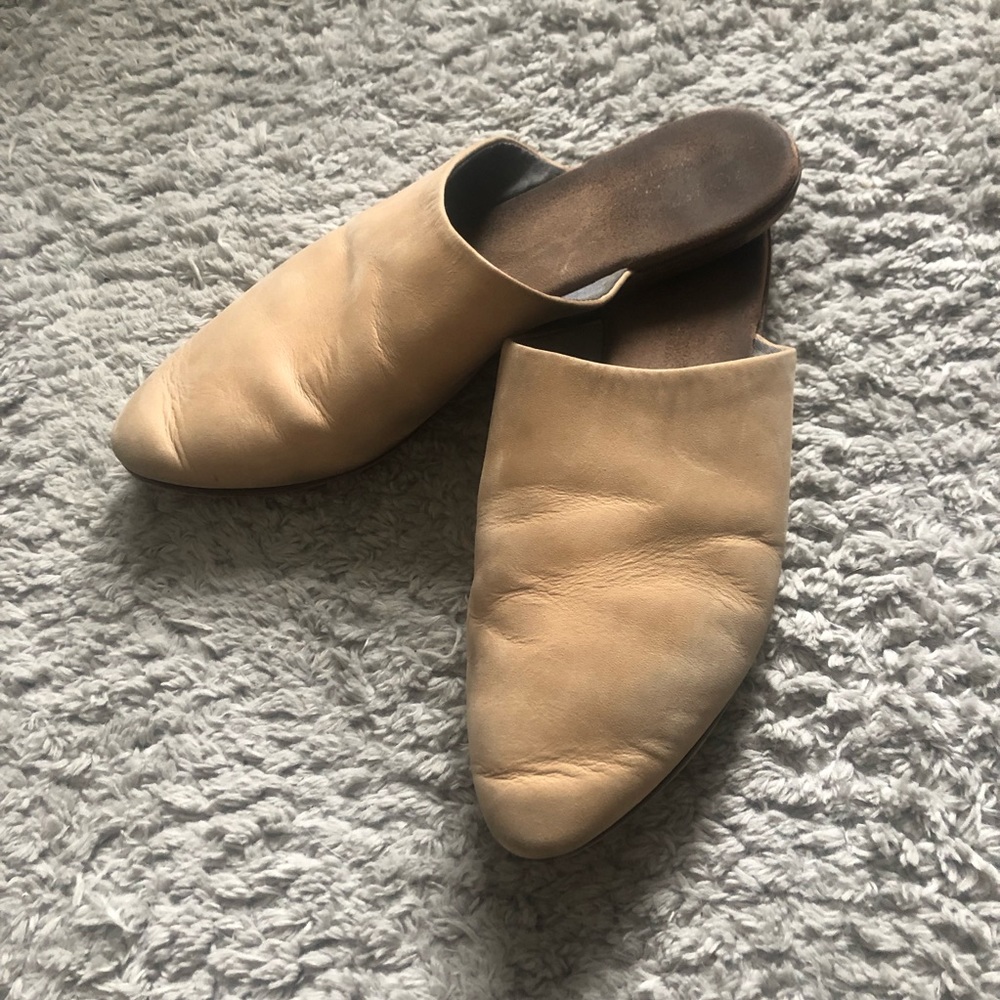TOMS Jutti slip on mule in honey size 9